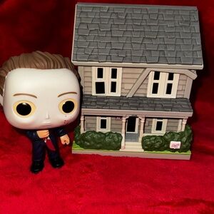 Funko Pop! Town Michael Myers & Myers House Halloween Spirit Exclusive NO BOX